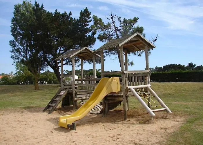 Casa vacanze Maison T3 à 800 M De La Avec Piscine Chauffée, Tennis, Wi-fi, Patio Clos Et Parking Privatif - Fr-1-231-300 *