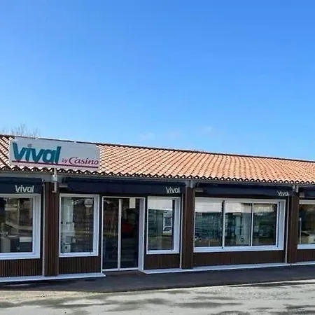 Maison T3 A 800 M De La Avec Piscine Chauffee, Tennis, Wi-fi, Patio Clos Et Parking Privatif - Fr-1-231-300